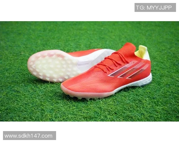 足球明星倾情推荐tf足球鞋助力赛场表现提升与风格彰显